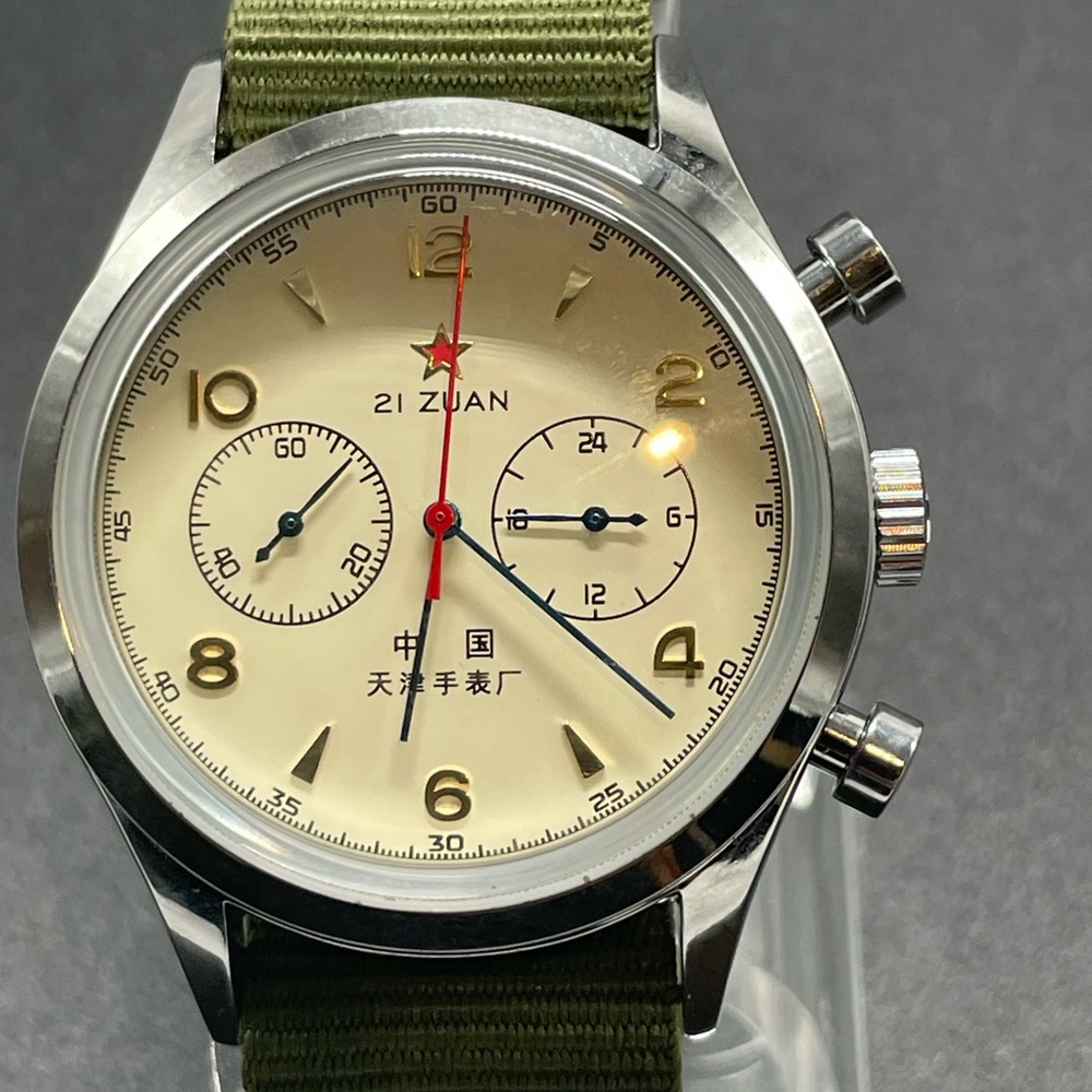 Red Star Quartz Chronograph with Cream Dial and Green Strap